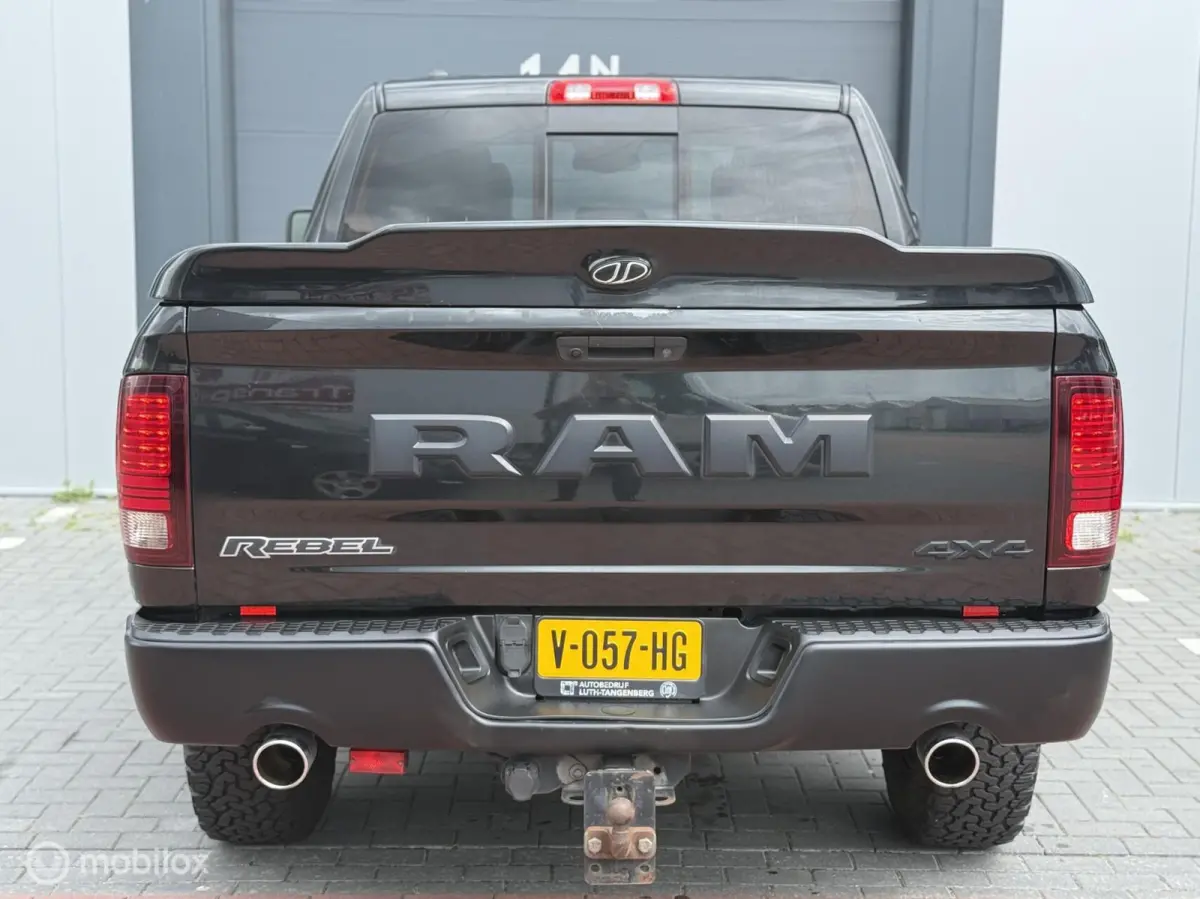 1500 4X4 5.7 V8 4x4 Crew Cab 5'7 Rebel