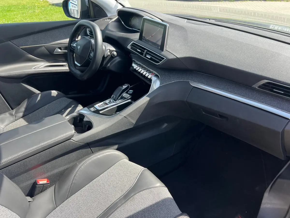 1.2 PureTech Allure Automaat Navi Camera Pano