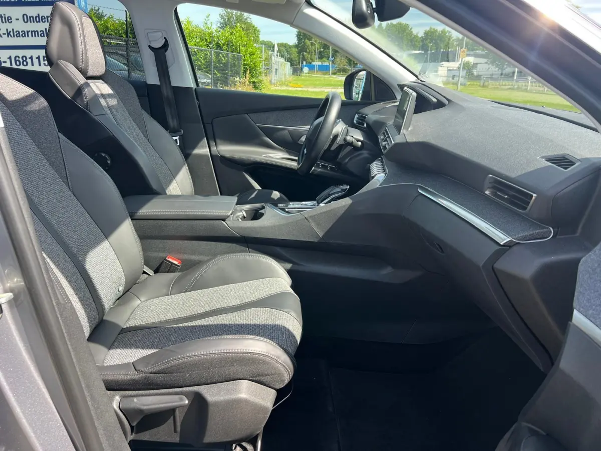 1.2 PureTech Allure Automaat Navi Camera Pano