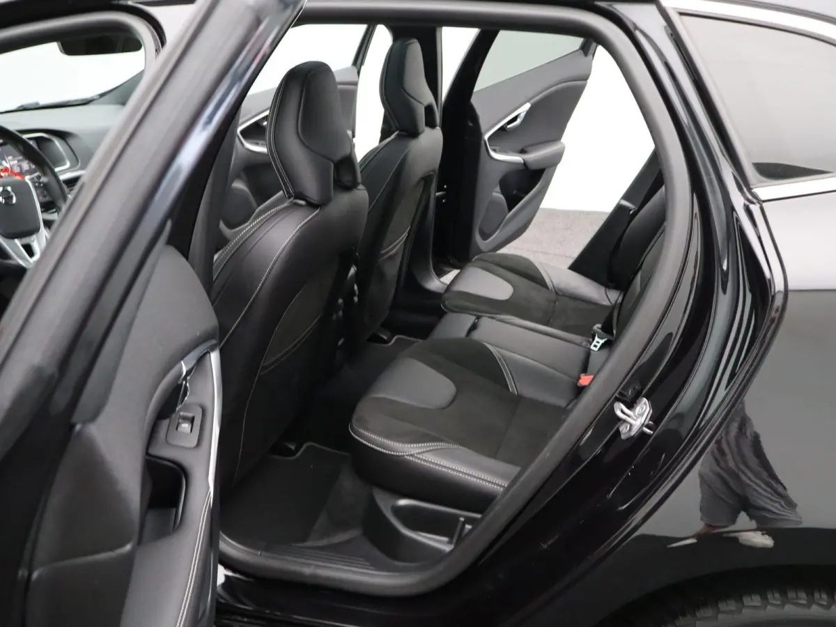 1.5 T3 Polar+ Sport | Panoramadak | Parkeercamera |