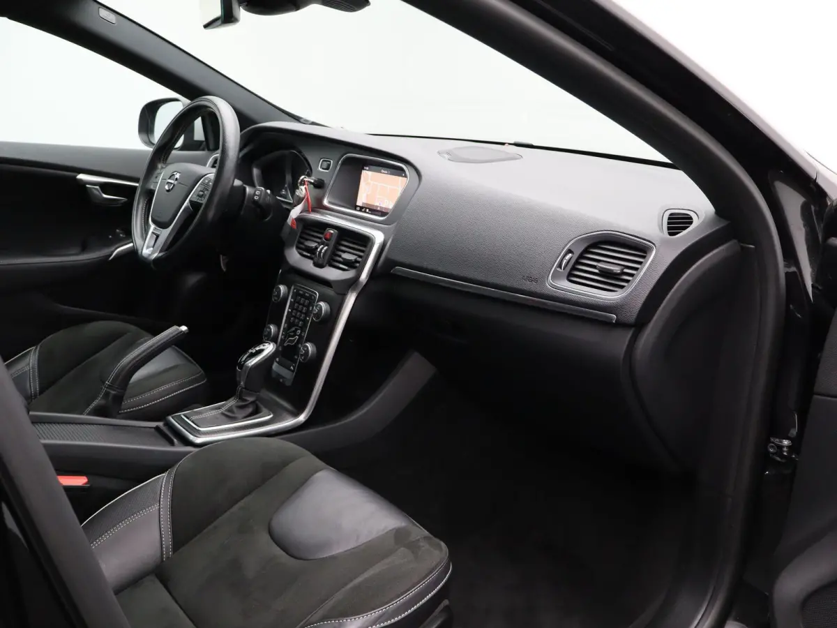 1.5 T3 Polar+ Sport | Panoramadak | Parkeercamera |