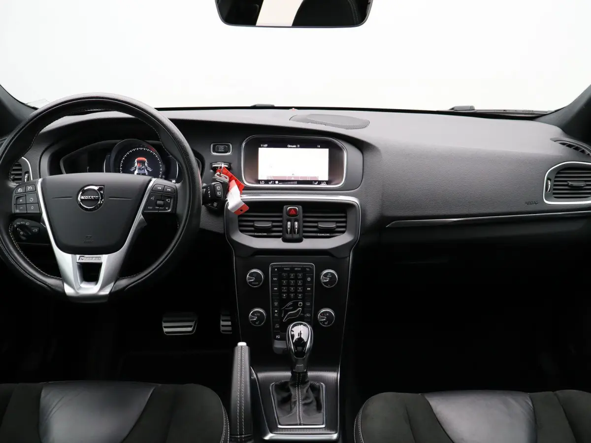 1.5 T3 Polar+ Sport | Panoramadak | Parkeercamera |