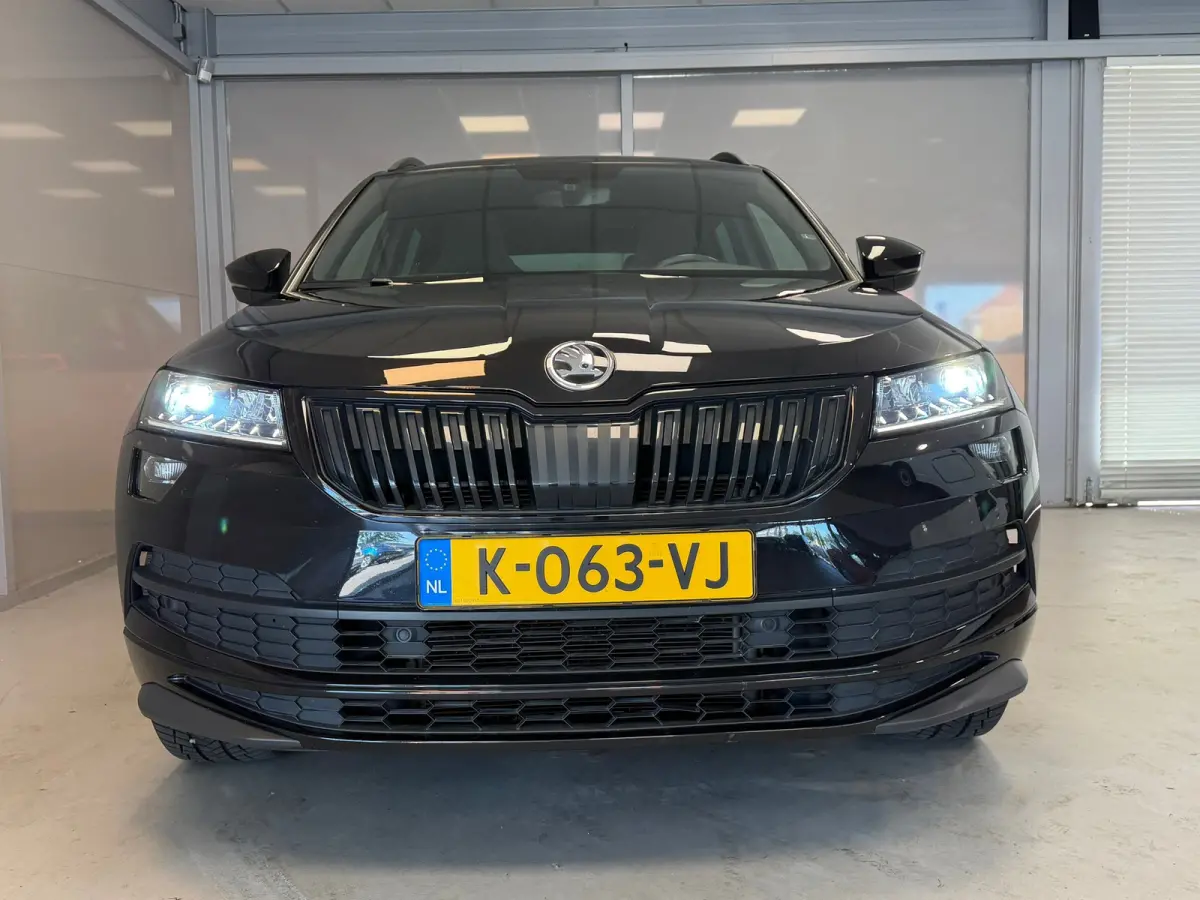 1.5 TSI ACT Sportline Business | PANODAK | LED | 19"LM VELGEN |