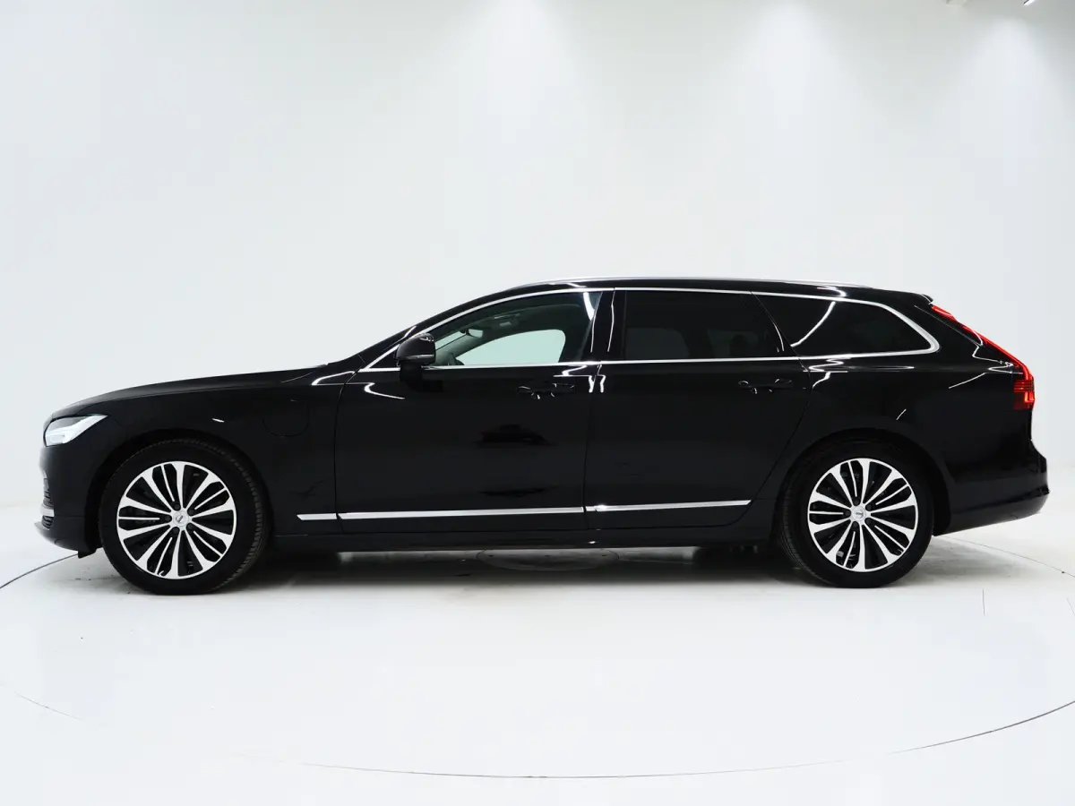 2.0 T6 Plug-in hybrid AWD Long Range | Leder | Pilot Assist | Keyless | Dodehoek | Memory | Camera | LED | Carplay