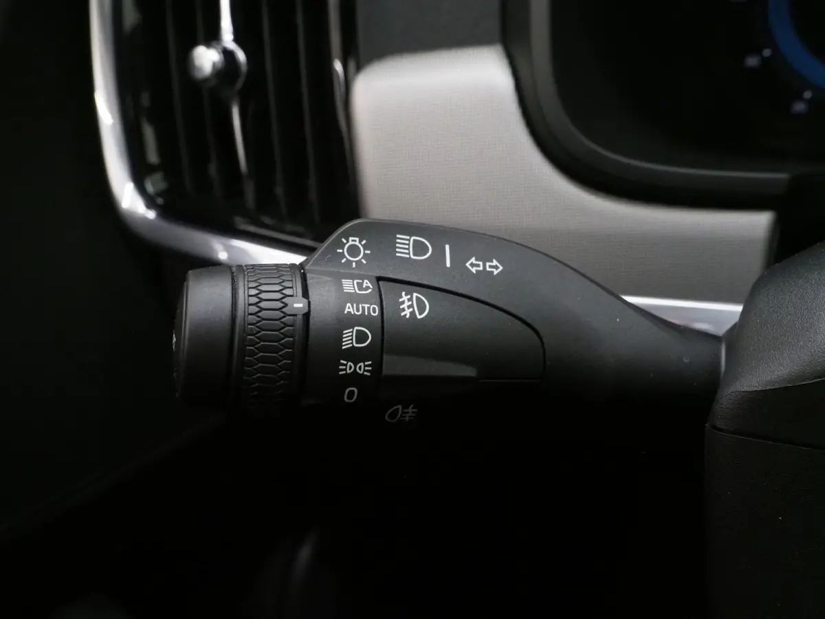 2.0 T6 Plug-in hybrid AWD Long Range | Leder | Pilot Assist | Keyless | Dodehoek | Memory | Camera | LED | Carplay