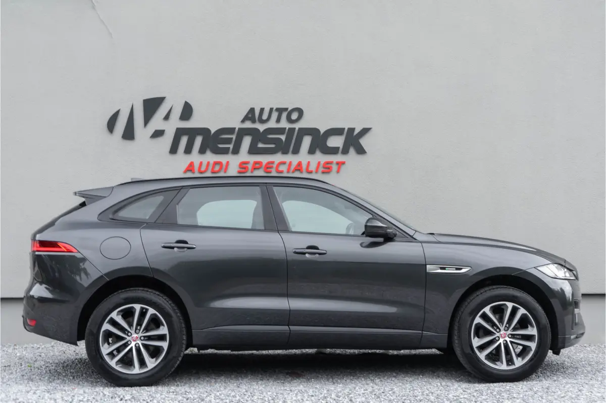 2.0 Portfolio AWD 20d R-sport / Leder/ Virtual Cockpit/ Touch Navigatie/ Trekhaak/ Panoramadak/ 132kW (180PK)