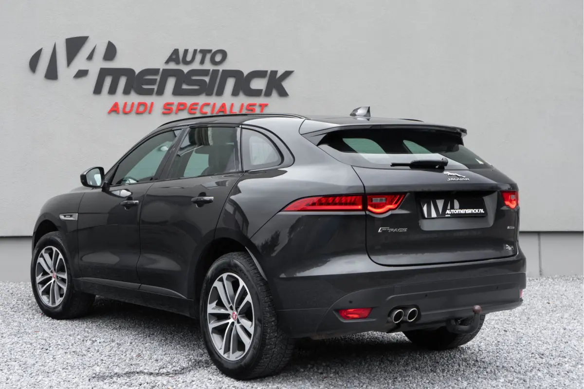 2.0 Portfolio AWD 20d R-sport / Leder/ Virtual Cockpit/ Touch Navigatie/ Trekhaak/ Panoramadak/ 132kW (180PK)
