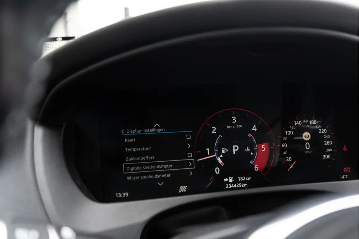 2.0 Portfolio AWD 20d R-sport / Leder/ Virtual Cockpit/ Touch Navigatie/ Trekhaak/ Panoramadak/ 132kW (180PK)