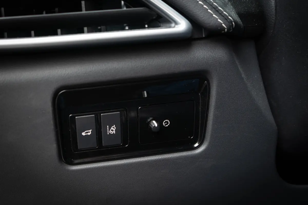 2.0 Portfolio AWD 20d R-sport / Leder/ Virtual Cockpit/ Touch Navigatie/ Trekhaak/ Panoramadak/ 132kW (180PK)