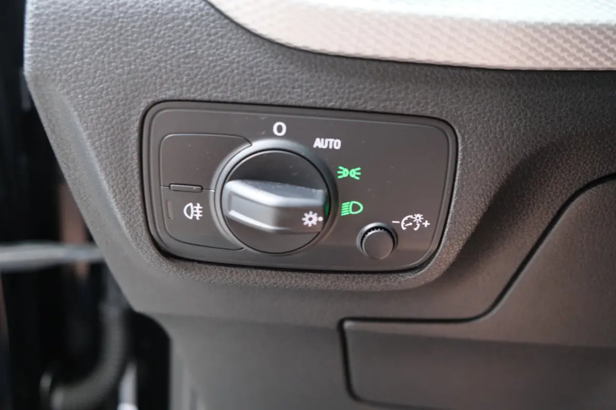 30 TFSI Pro Line - N.A.P. Airco, Cruise, PDC, Carplay, Camera.