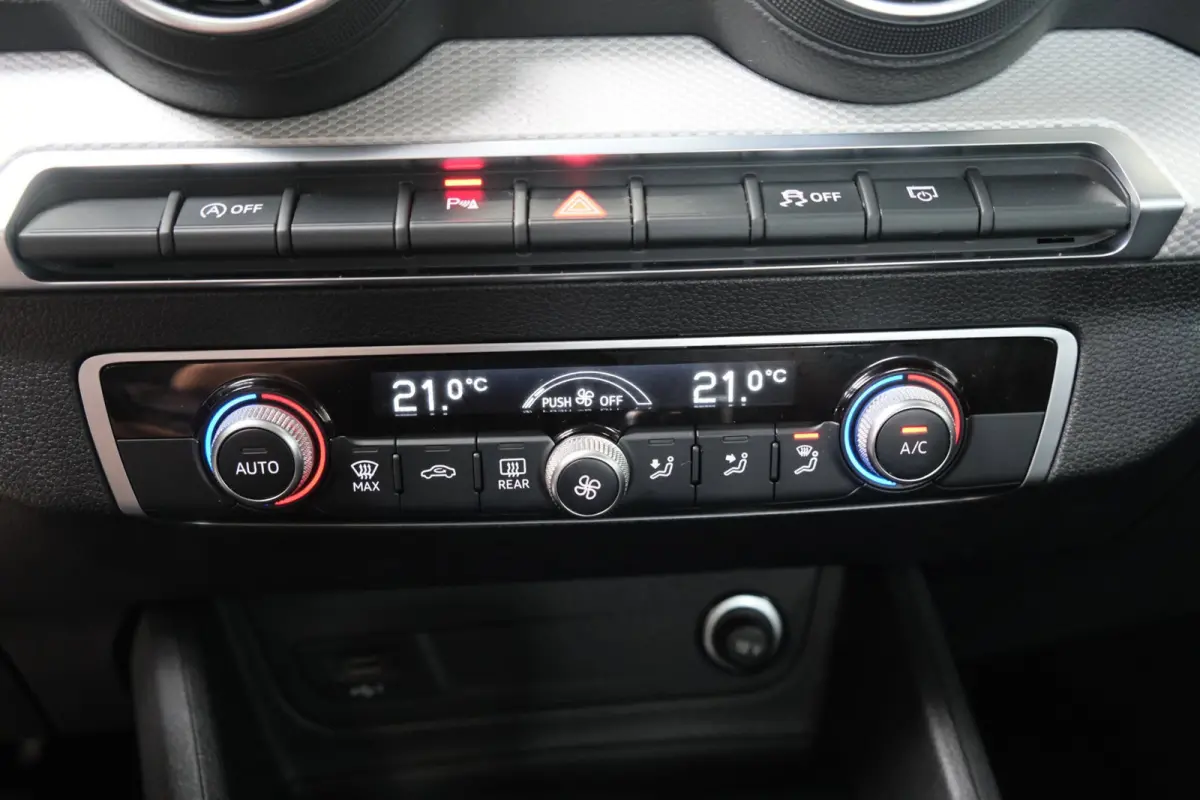 30 TFSI Pro Line - N.A.P. Airco, Cruise, PDC, Carplay, Camera.
