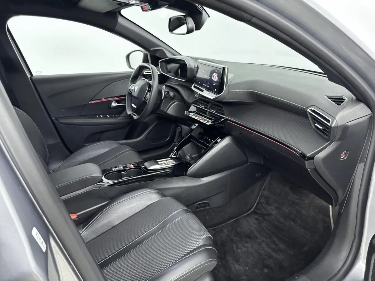 145pk Automaat Hybride GT | Draadloos Carplay | Camera | Dodehoekbewaking | Cruise Control Adaptief | Navigatie |Parkeersensoren V+A