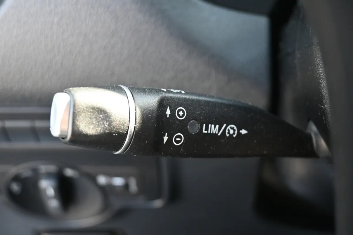 114 CDI L2 Camera, Apple Carplay/Android Auto