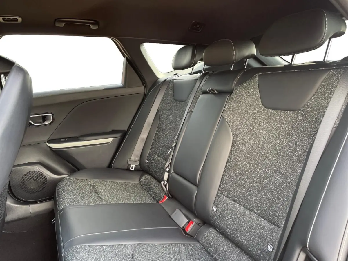 Sportswagon 1.0 T-GDi MHEV GT-Line Launch Edition | 17" inch velgen | Schuif/kanteldak | Schakelflippers | Nu €1000,- Inruilpremie!
