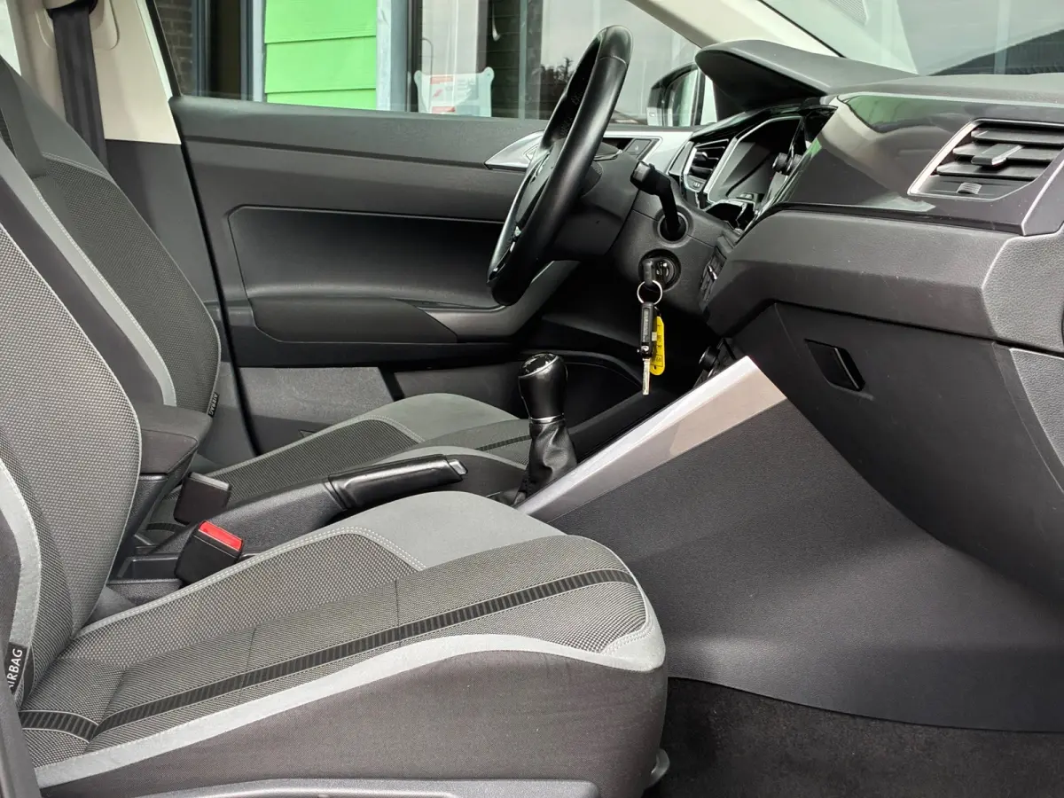 1.0 TSI |R-Line|Navigatie|Camera|CruiseControl|Climatronic