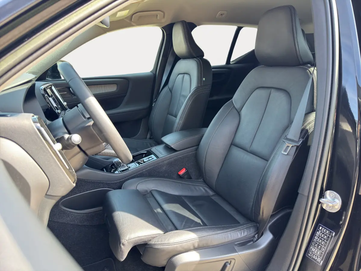 2.0 B4 AWD Inscription | Apple Carplay/Android Auto | Cruise control adaptief | Voorstoelen verwarmd |