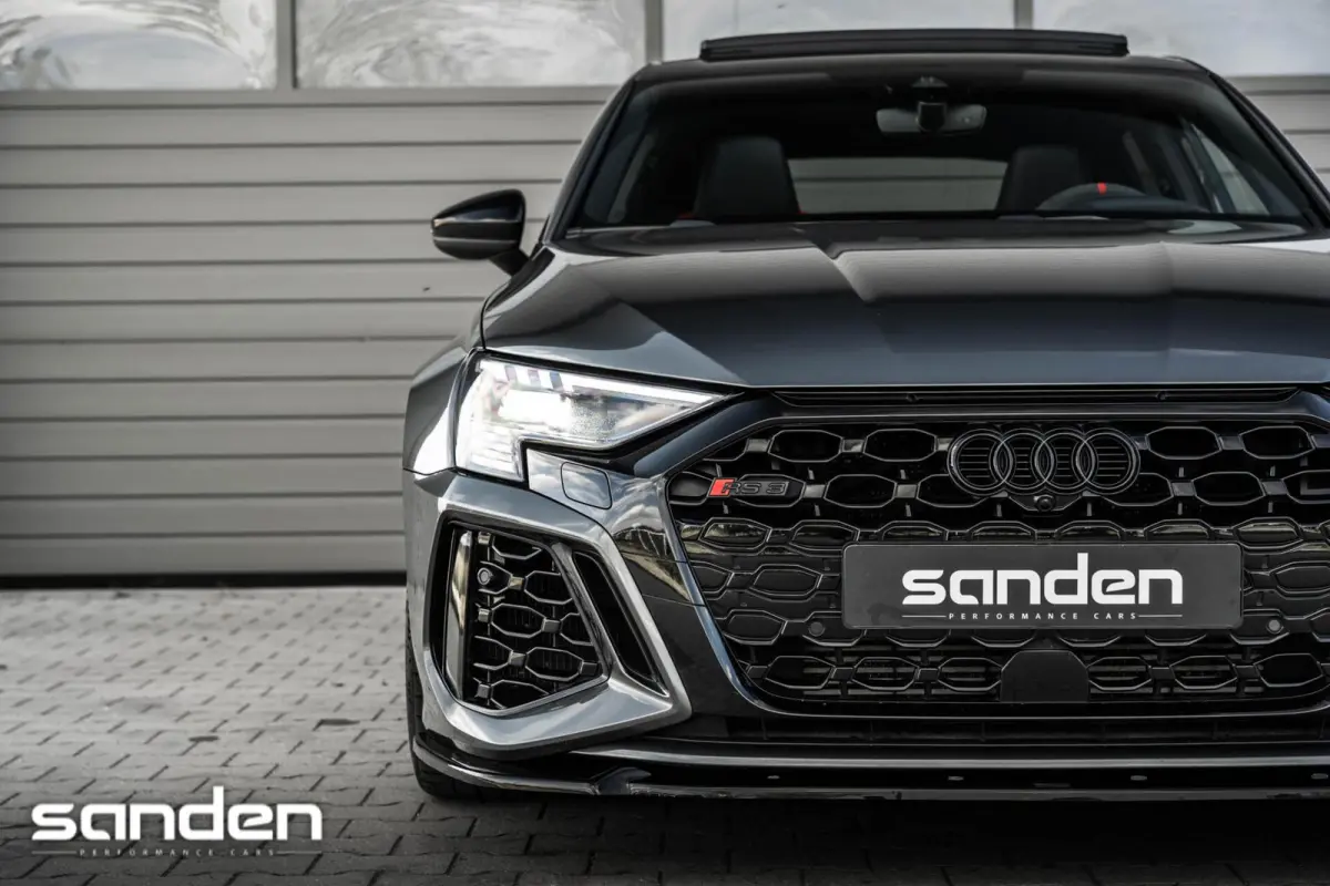 RS 3 2.5 TFSI RS 3 quattro |Ceramic|Pano|B&O|HUD|Maxton|Massage
