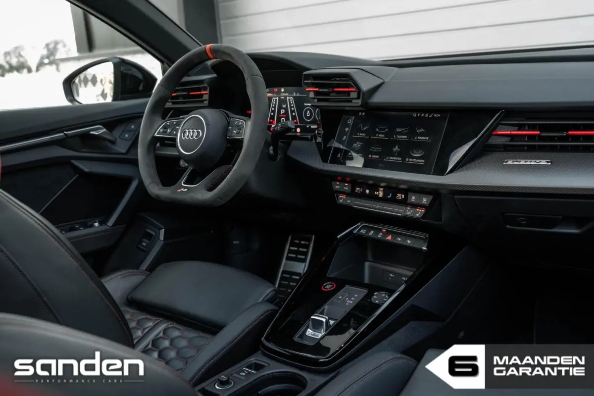 RS 3 2.5 TFSI RS 3 quattro |Ceramic|Pano|B&O|HUD|Maxton|Massage