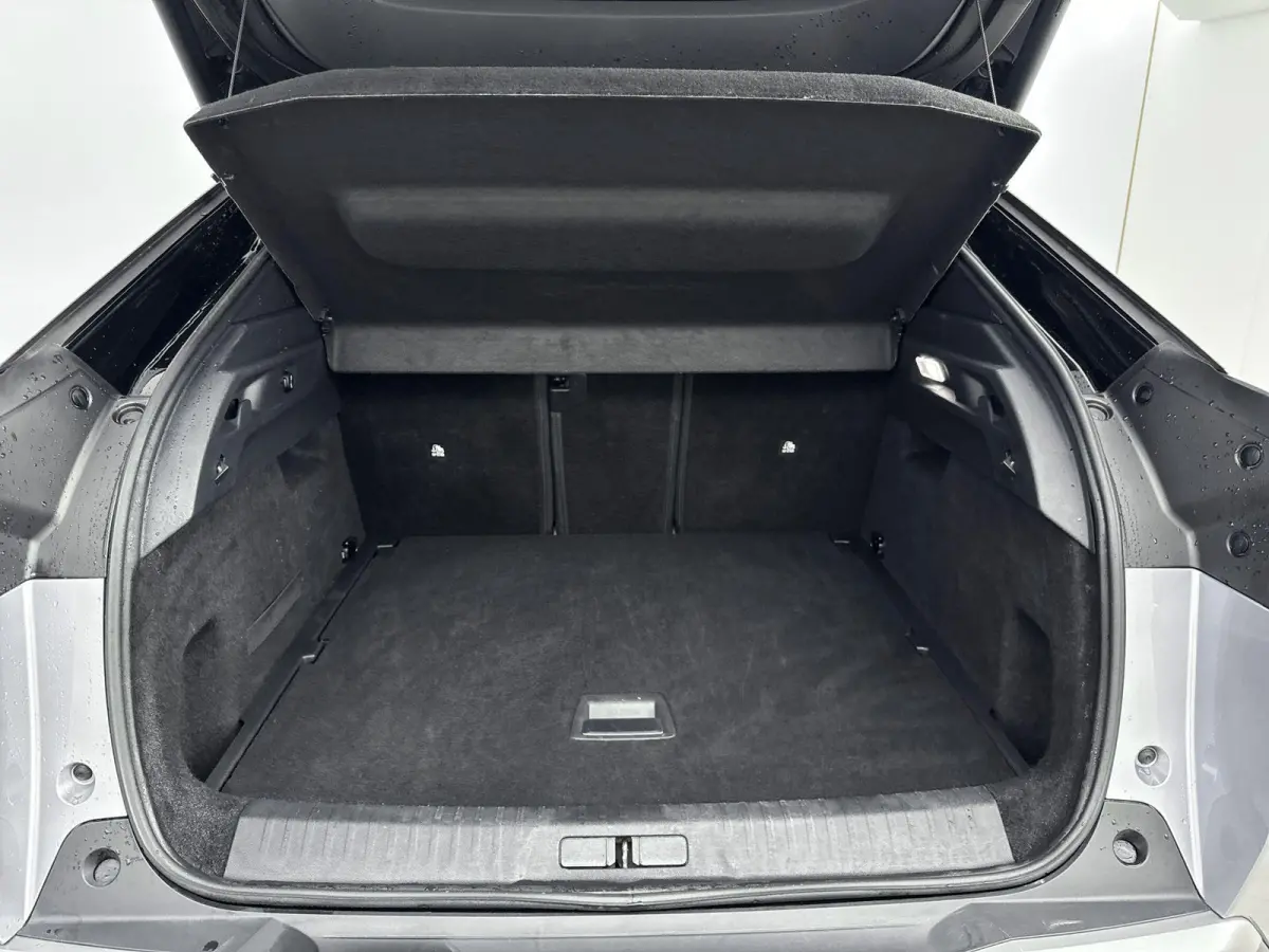 SUV Hybrid 136pk Automaat GT | Alcantara interieur pakket | Camera | Navigatie | Adaptieve Cruise Control | CarPlay | Full Led Koplampen