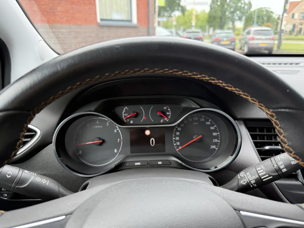 X. 1.2 Turbo Innovation | TREKHAAK | CAMERA | NAVI | CRUISE | CARPLAY | DAB |