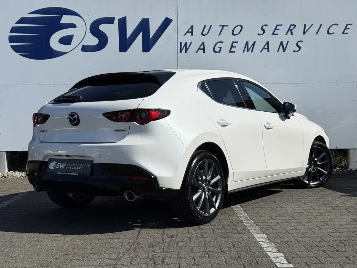 2.0 e-SkyActiv-X M Hybrid 186 Luxury | CarPlay | ACC | BOSE | HUD | 18 inch