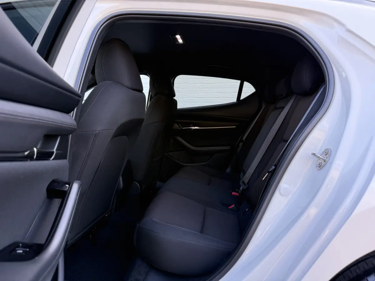 2.0 e-SkyActiv-X M Hybrid 186 Luxury | CarPlay | ACC | BOSE | HUD | 18 inch