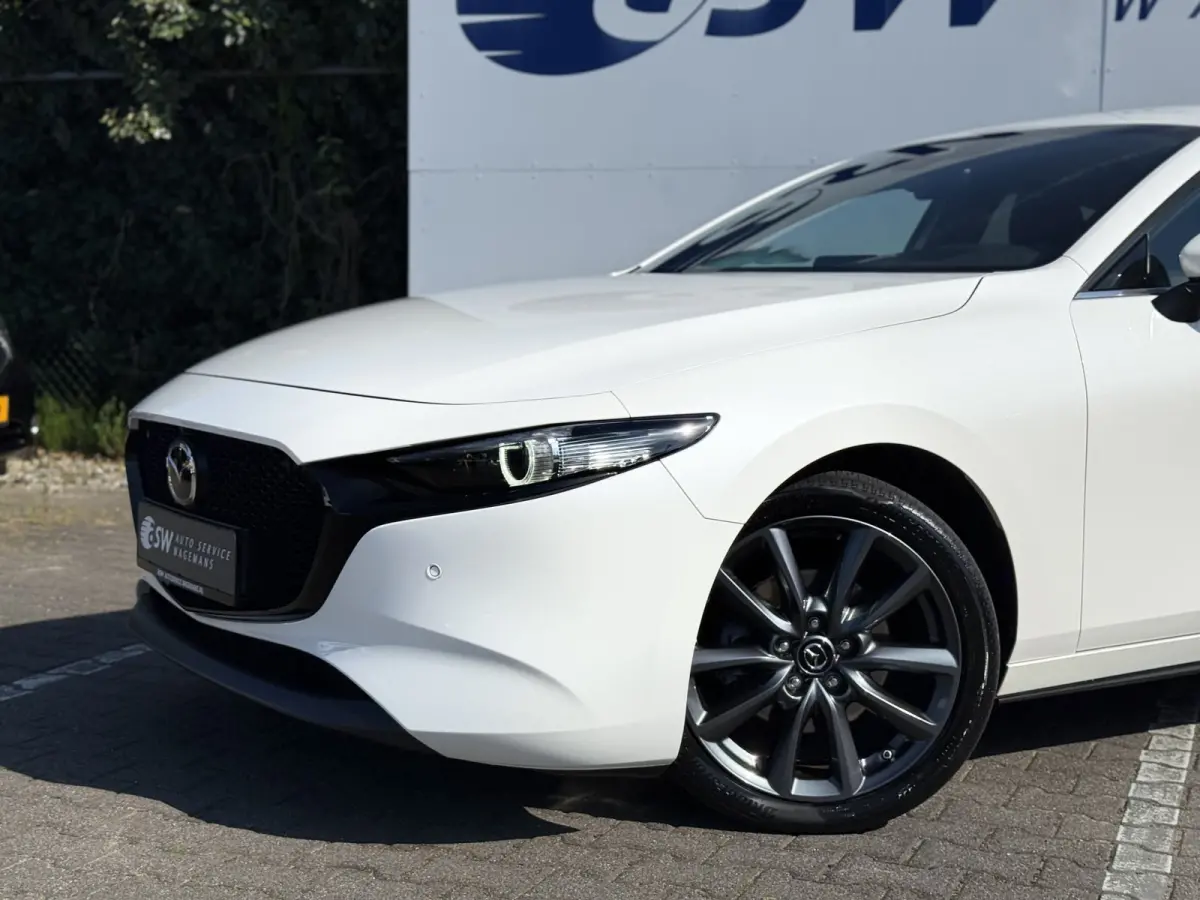 2.0 e-SkyActiv-X M Hybrid 186 Luxury | CarPlay | ACC | BOSE | HUD | 18 inch
