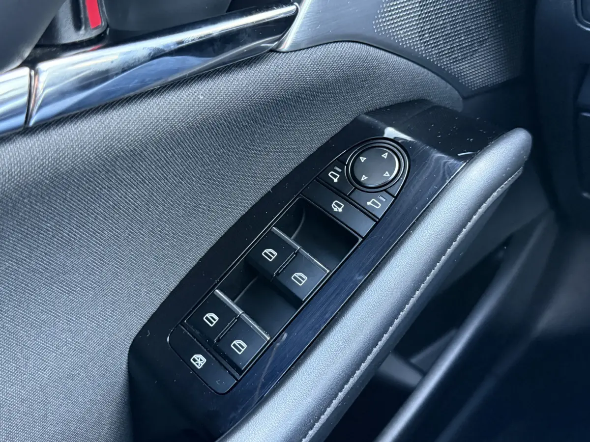 2.0 e-SkyActiv-X M Hybrid 186 Luxury | CarPlay | ACC | BOSE | HUD | 18 inch