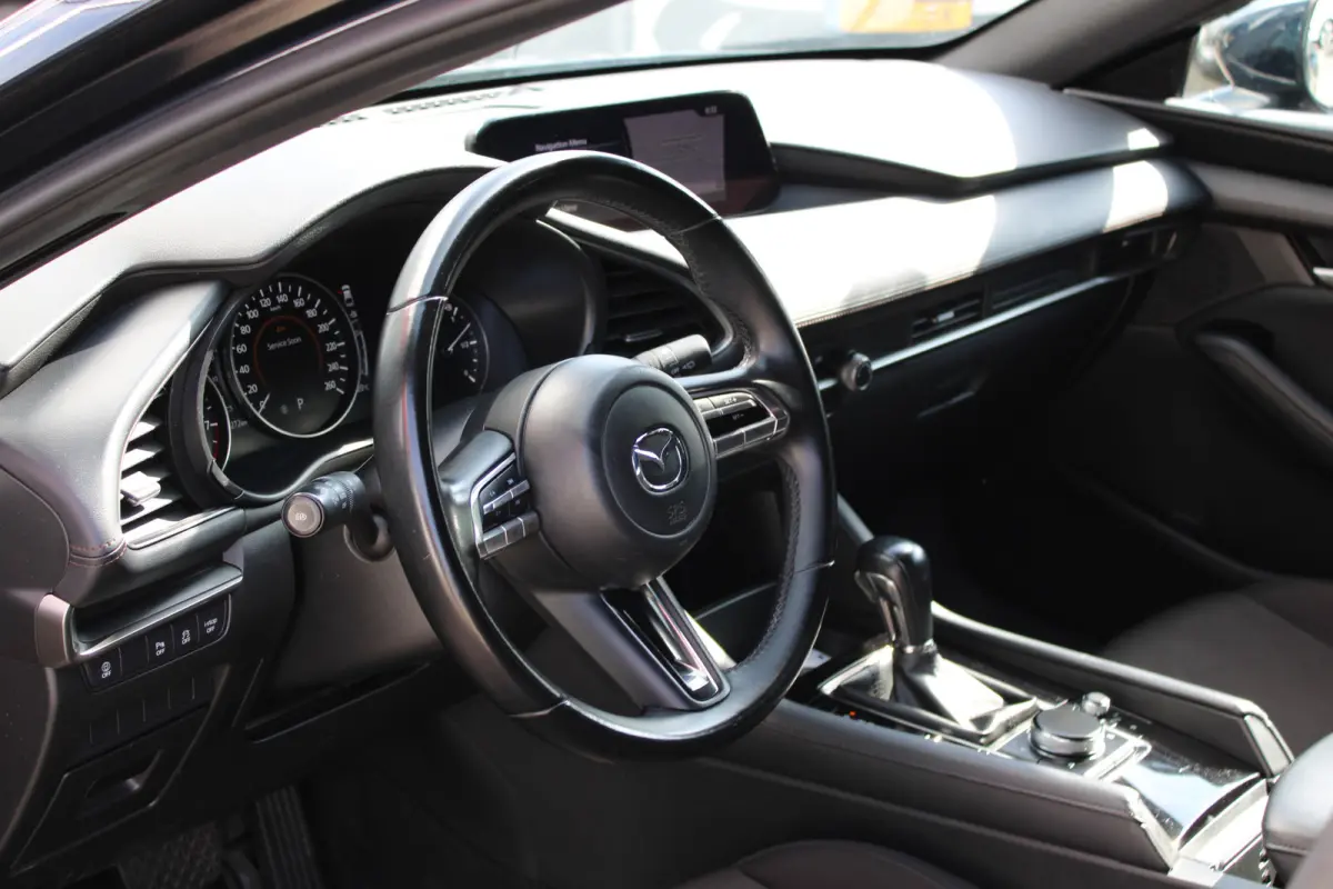 2.0 e-SkyActiv-G M Hybrid 122