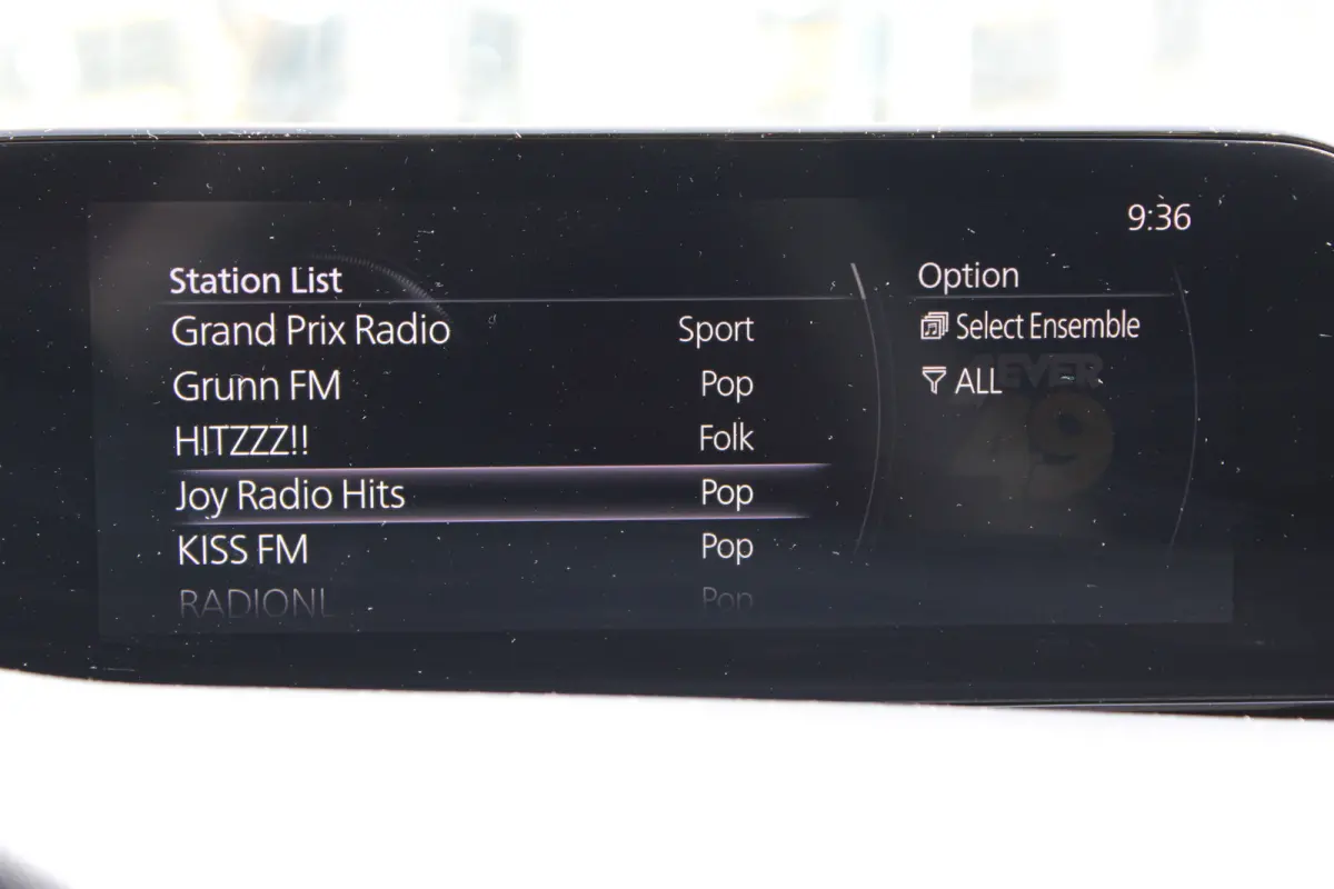 2.0 e-SkyActiv-G M Hybrid 122