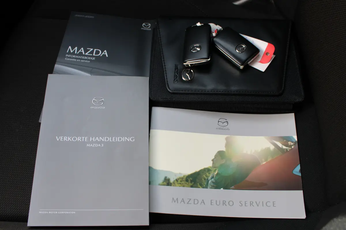 2.0 e-SkyActiv-G M Hybrid 122
