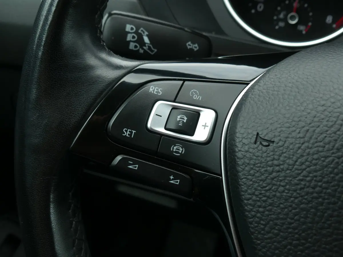 1.5 TSI 150PK Comfortline Business 5P / Carplay