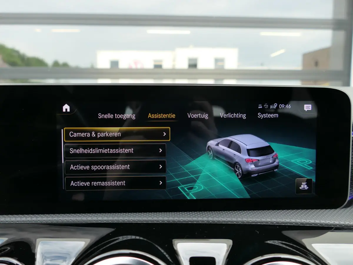 200 Launch Edition Premium | Night pakket | MBUX widescreen | Achteruitrijcamera | Stoelverwarming | Keyless | Sfeerverlichting | Dodehoek detectie | Apple-/Android carplay | 18-inch velgen