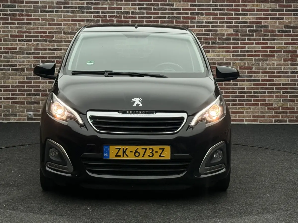1.0 e-VTi Allure Camera Dealer Onderhouden Airco