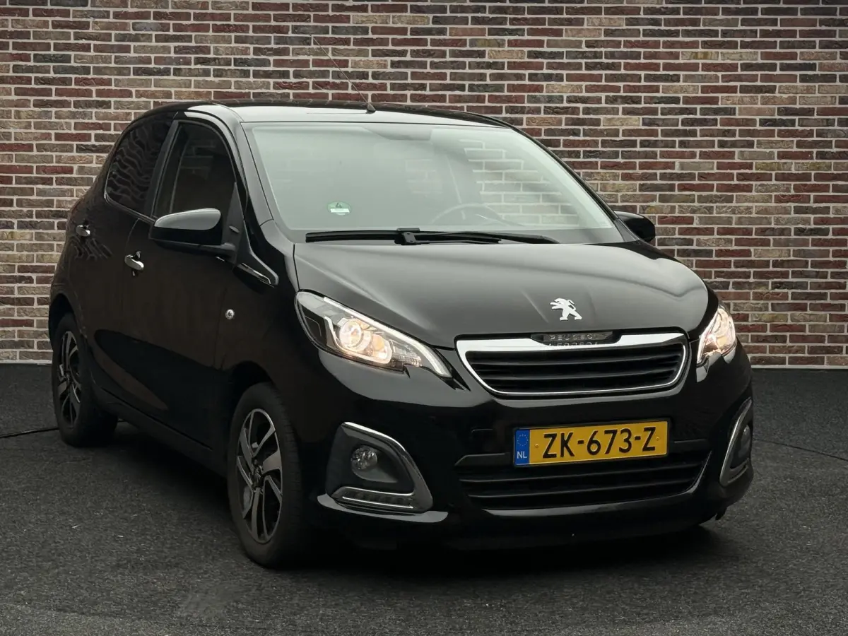 1.0 e-VTi Allure Camera Dealer Onderhouden Airco