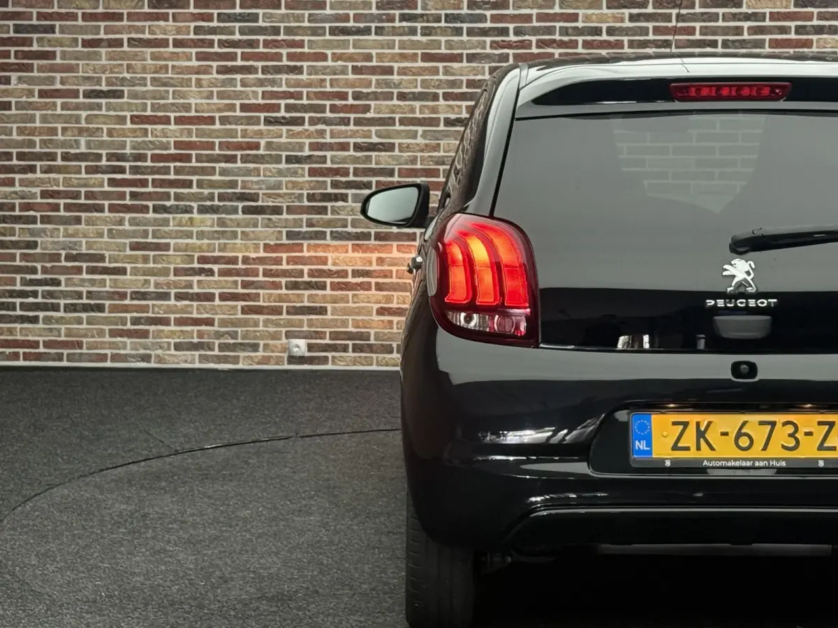 1.0 e-VTi Allure Camera Dealer Onderhouden Airco