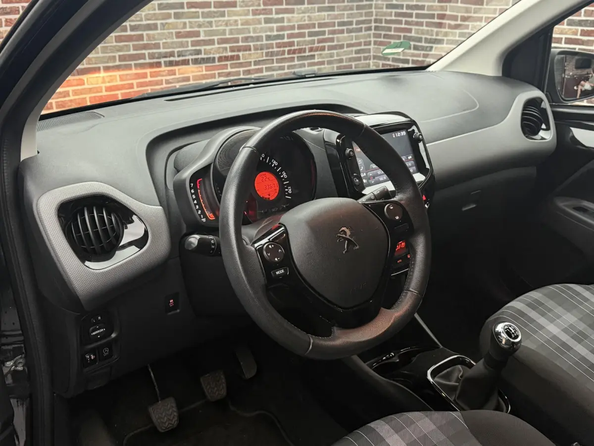 1.0 e-VTi Allure Camera Dealer Onderhouden Airco