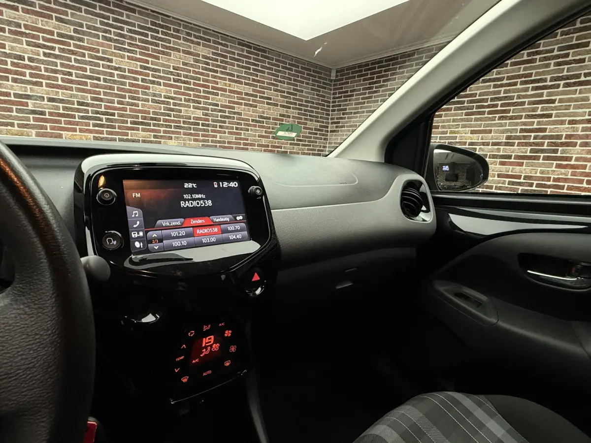 1.0 e-VTi Allure Camera Dealer Onderhouden Airco