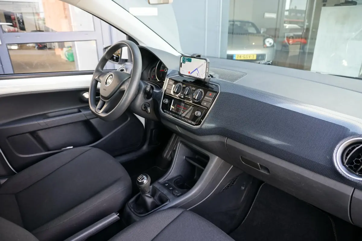 Up! 1.0 BMT move up! 5-DRS + AIRCO / DAB / BLUETOOTH