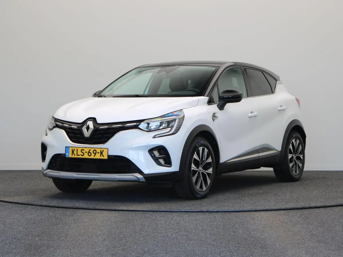 1.6 E-Tech Hybrid 145 Techno | Achteruitrijcamera | Parkeersensoren voor en achter | Navigatie | Led verlichting |