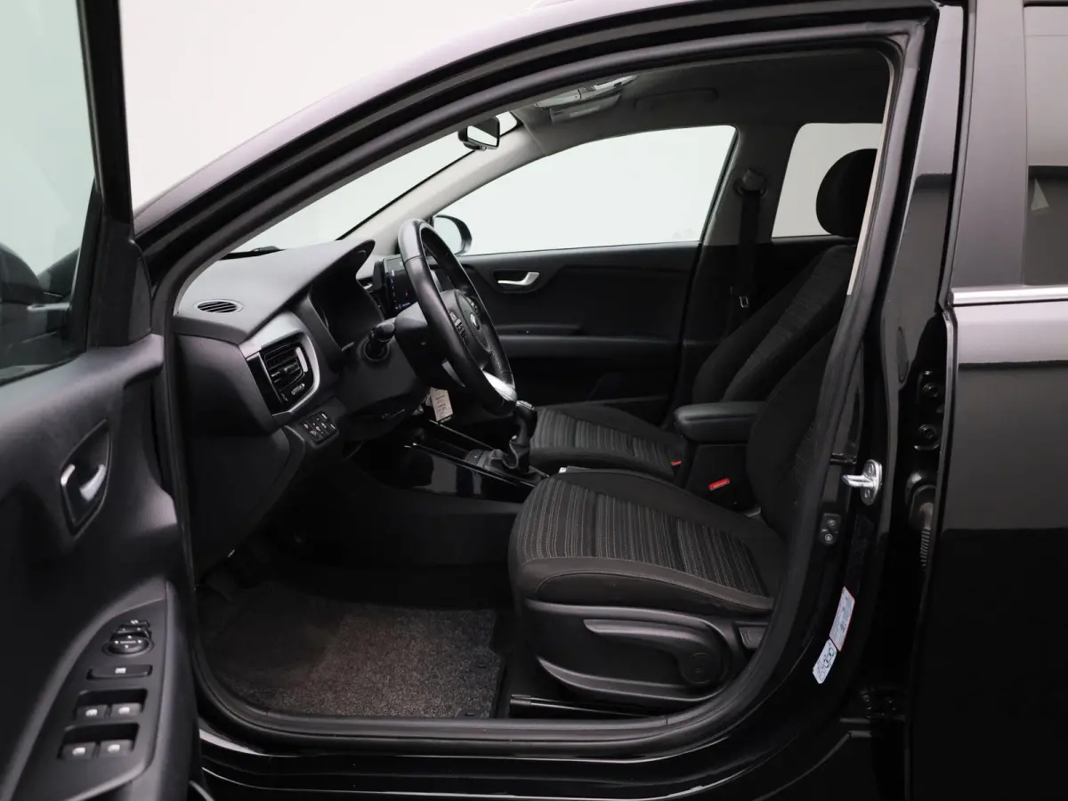 1.0 T-GDi MHEV DynamicLine | ACHTERUITRIJCAMERA | APPLE CARPLAY - ANDROID AUTO | CRUISE CONTROL | CLIMATE CONTROL | LICHTMETALEN VELGEN |