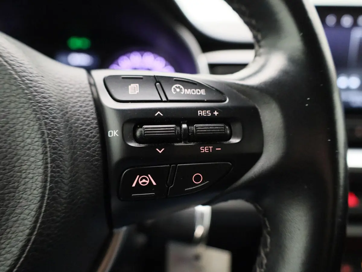 1.0 T-GDi MHEV DynamicLine | ACHTERUITRIJCAMERA | APPLE CARPLAY - ANDROID AUTO | CRUISE CONTROL | CLIMATE CONTROL | LICHTMETALEN VELGEN |
