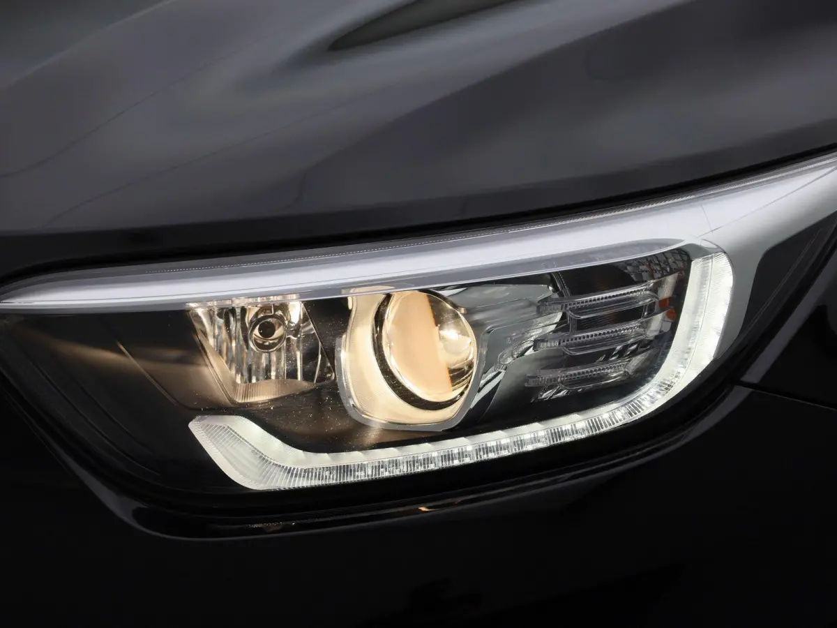 1.0 T-GDi MHEV DynamicLine | ACHTERUITRIJCAMERA | APPLE CARPLAY - ANDROID AUTO | CRUISE CONTROL | CLIMATE CONTROL | LICHTMETALEN VELGEN |