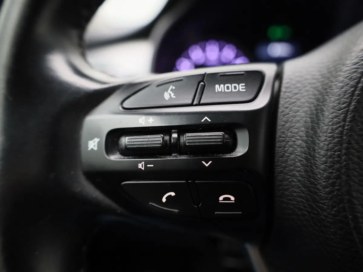 1.0 T-GDi MHEV DynamicLine | ACHTERUITRIJCAMERA | APPLE CARPLAY - ANDROID AUTO | CRUISE CONTROL | CLIMATE CONTROL | LICHTMETALEN VELGEN |