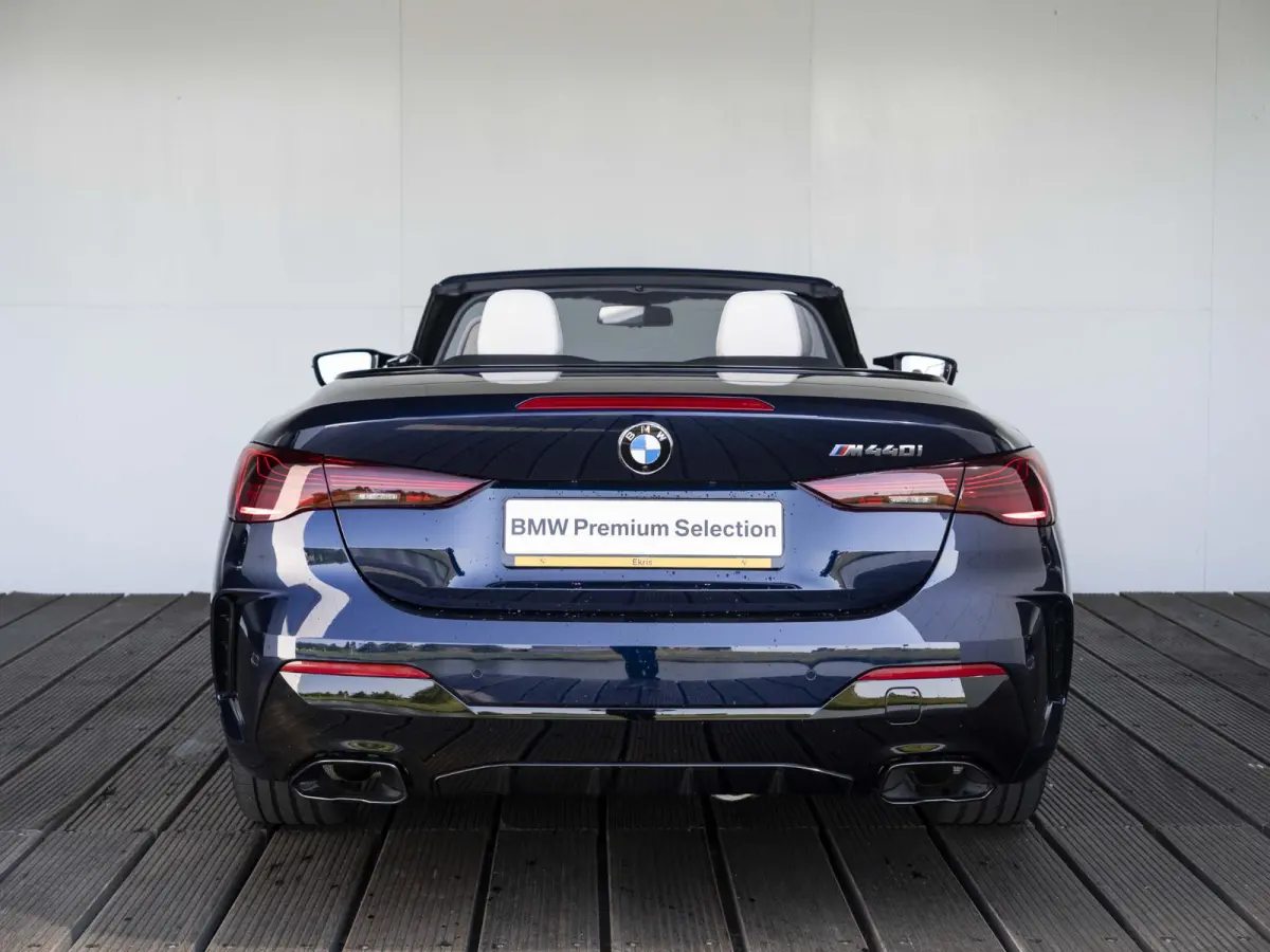 M440i xDrive | M Sportpakket Pro | Innovation Pack | Harman Kardon | Stuurwielrand verwarmd | Air Collar | Comfort Access | Trekhaak