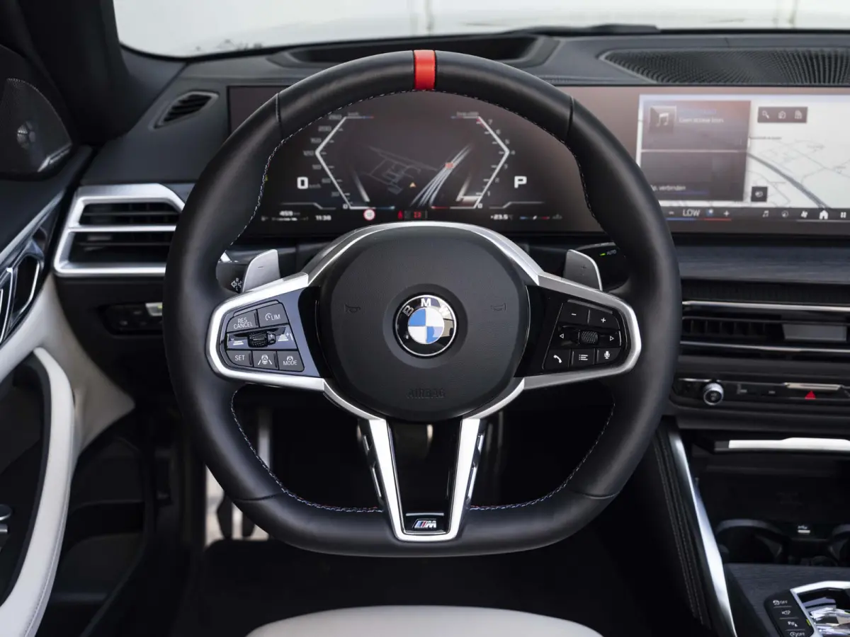 M440i xDrive | M Sportpakket Pro | Innovation Pack | Harman Kardon | Stuurwielrand verwarmd | Air Collar | Comfort Access | Trekhaak