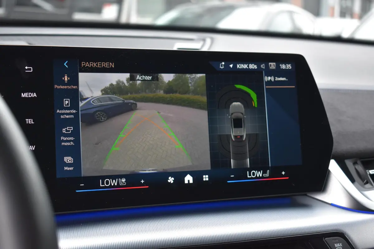 sDrive20i Launch Edition M-Pakket Pano Harman/Kardon Camera