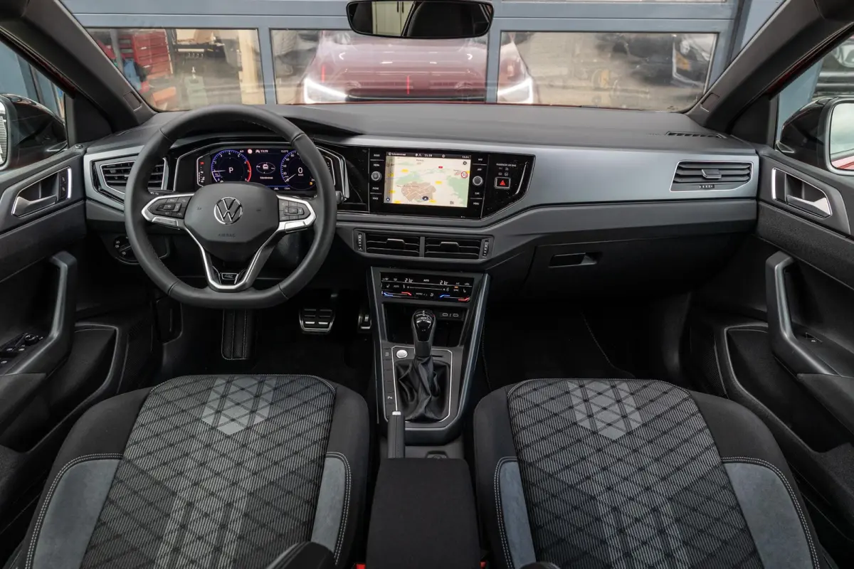 1.0 TSI 115pk R-Line Edition | Black Style Pakket | Trekhaak