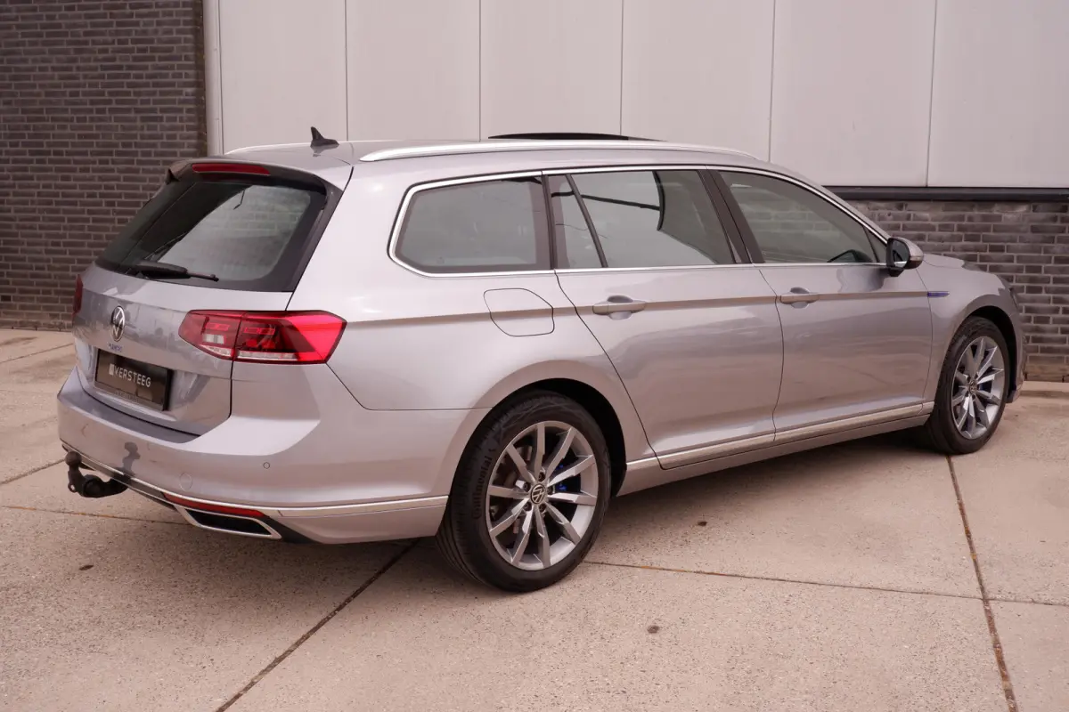 1.4 TSI PHEV GTE Business | Pano | Elek. Trekhaak | Head-Up | Carplay | LED | Camera | Navi | Alcantara
