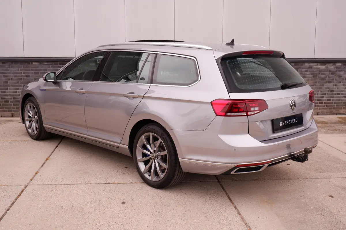 1.4 TSI PHEV GTE Business | Pano | Elek. Trekhaak | Head-Up | Carplay | LED | Camera | Navi | Alcantara